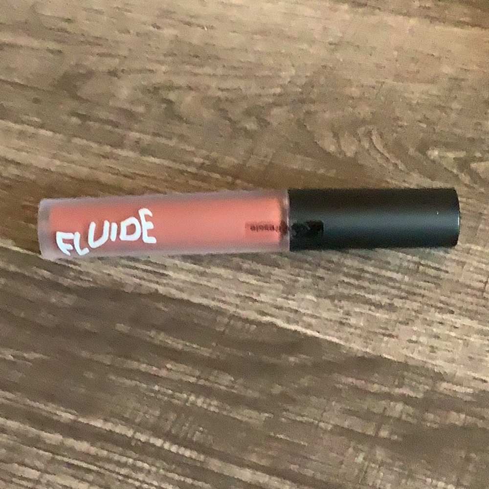 COPY - Neutral Liquid Lipstick